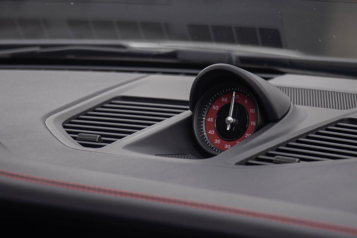porsche-992-2023-gasolina-3000cc