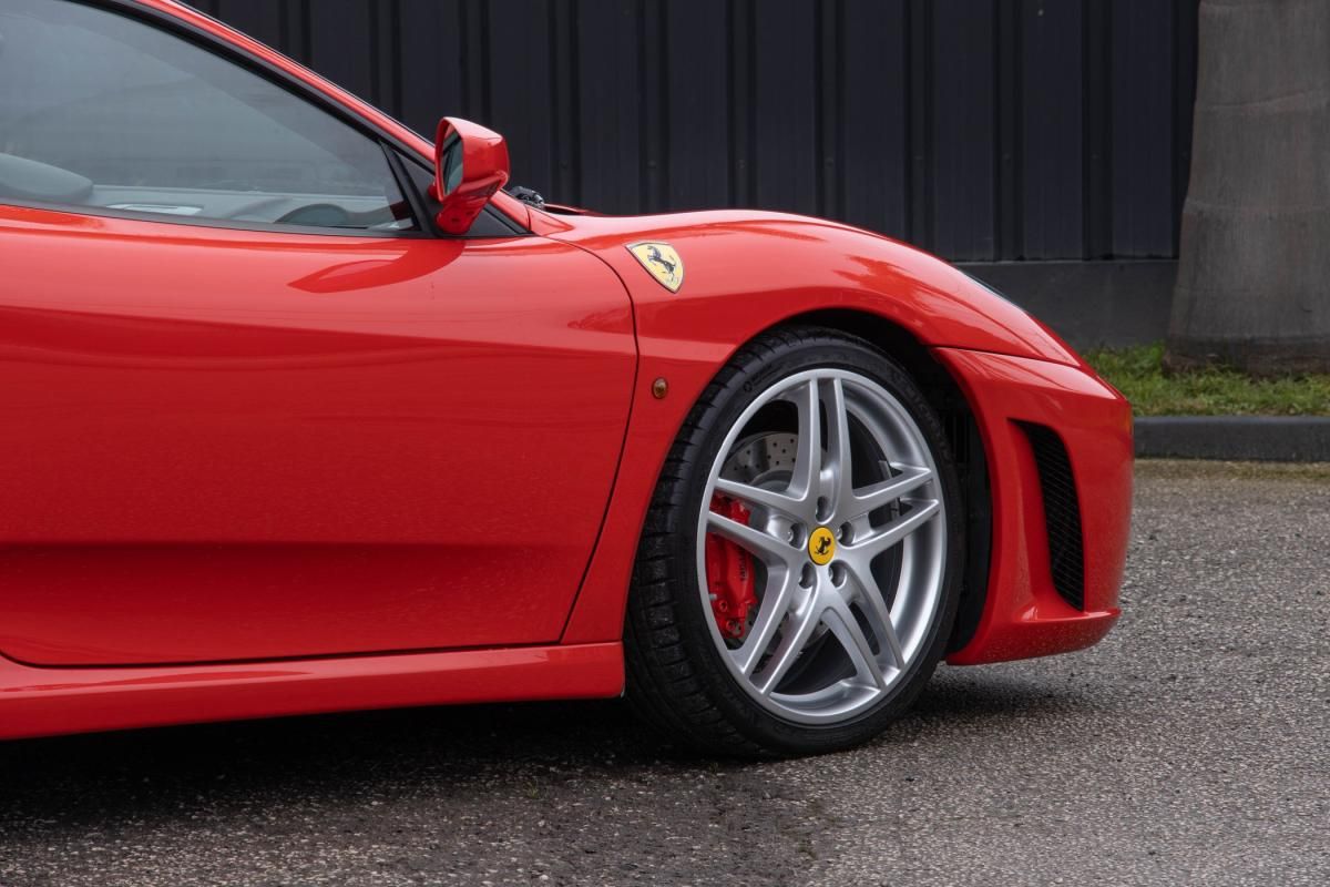ferrari-f430-2005-gasolina-4308cc