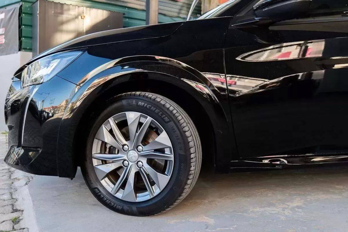 peugeot-e-208-2021-eletrico-0cc