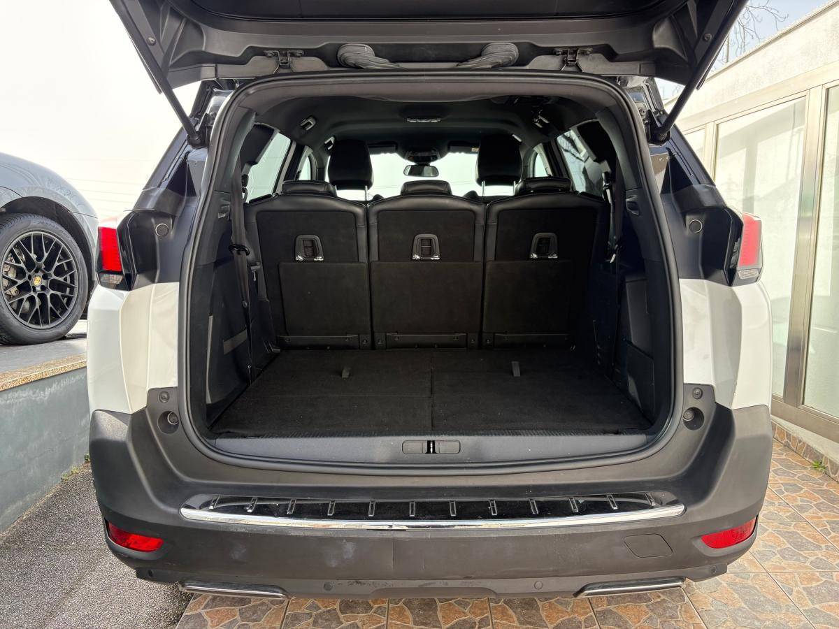 peugeot-5008-2018-diesel-1499cc