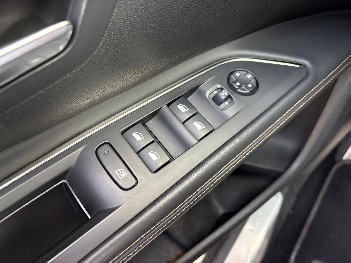 peugeot-5008-2018-diesel-1499cc