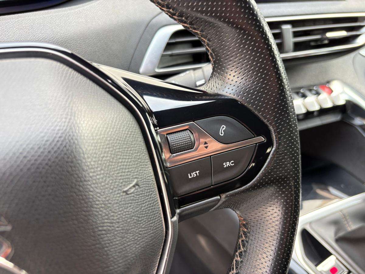 peugeot-5008-2018-diesel-1499cc