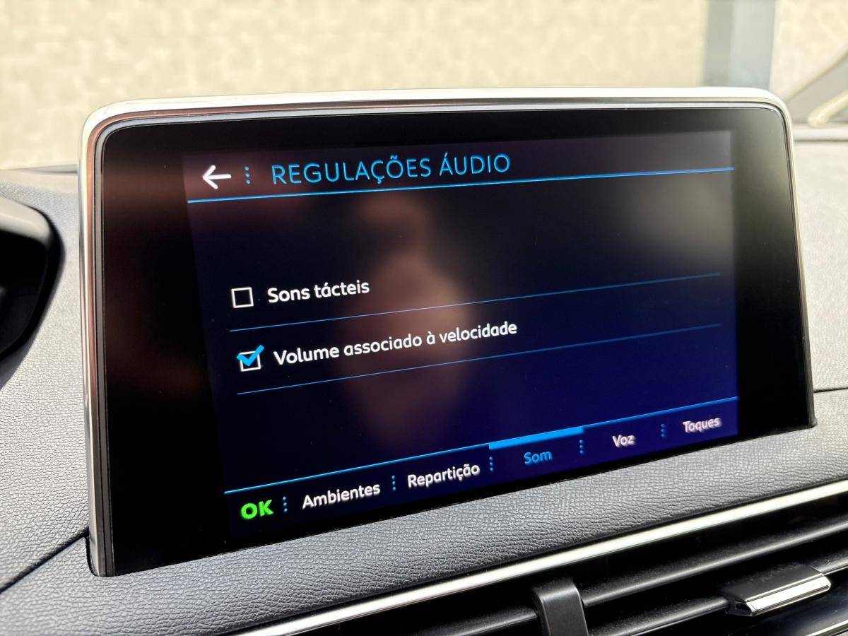peugeot-5008-2018-diesel-1499cc