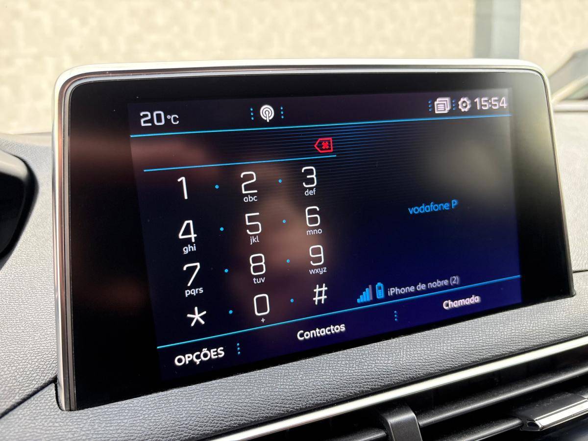 peugeot-5008-2018-diesel-1499cc