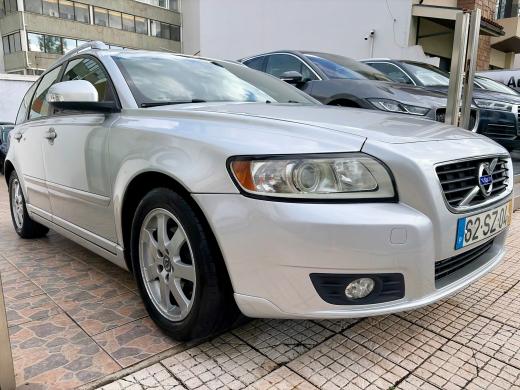 volvo-v50-2012-diesel-1560cc
