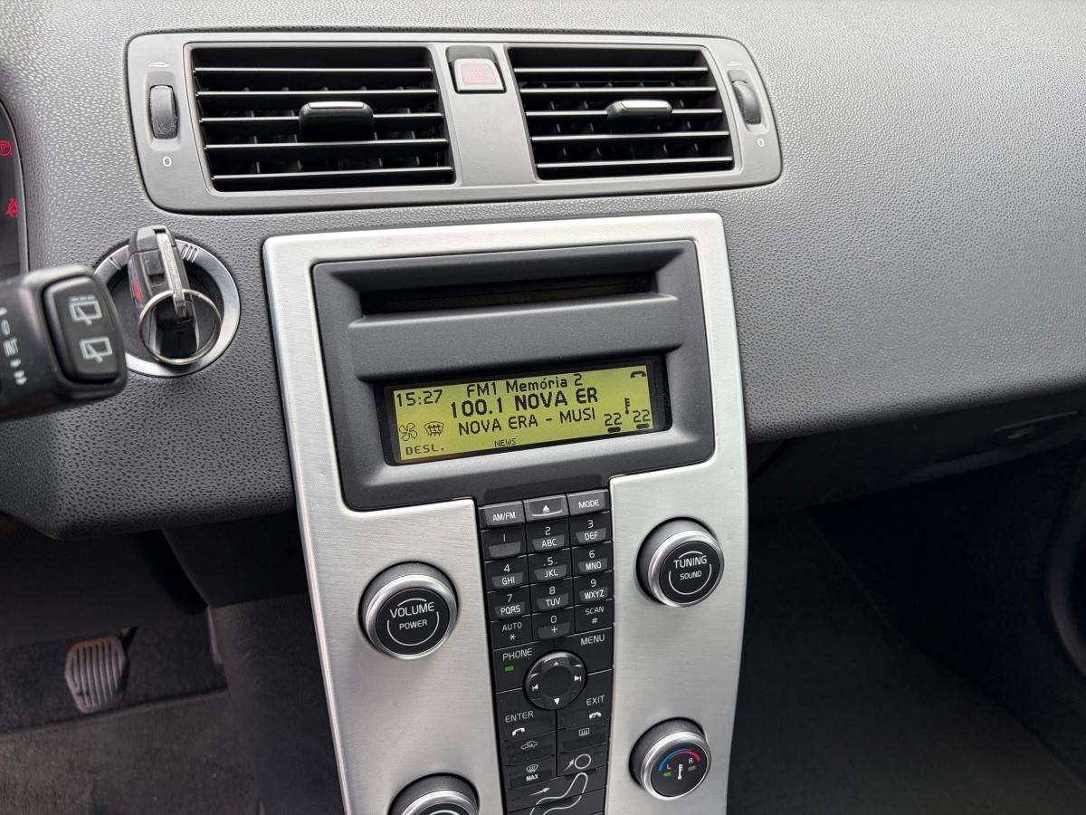 volvo-v50-2012-diesel-1560cc