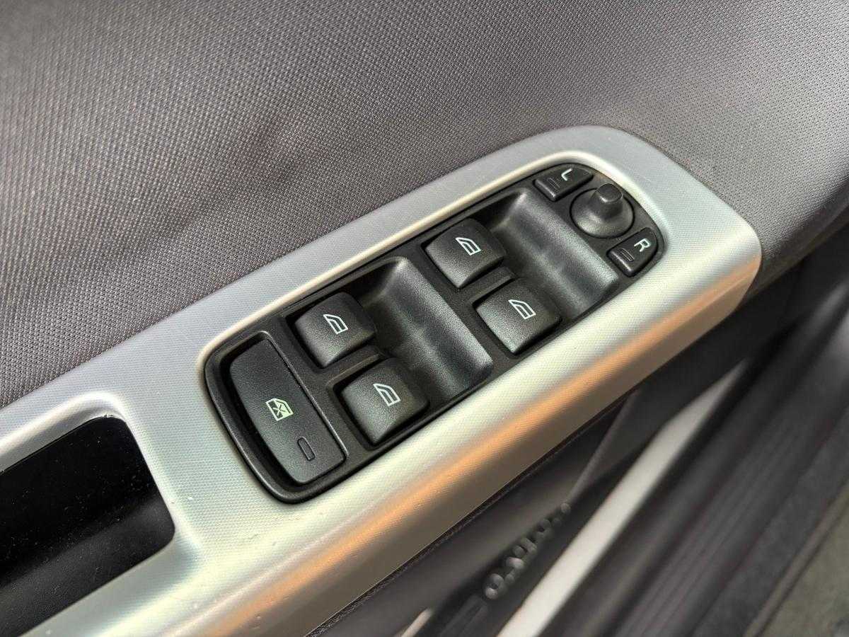 volvo-v50-2012-diesel-1560cc
