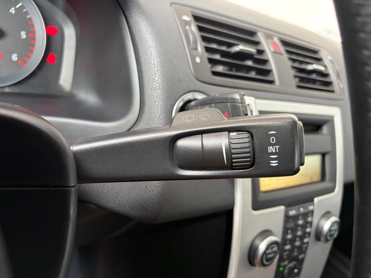 volvo-v50-2012-diesel-1560cc