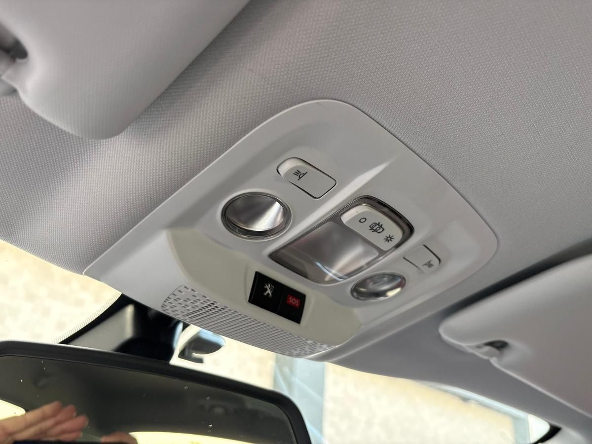 peugeot-2008-2019-gasolina-1199cc