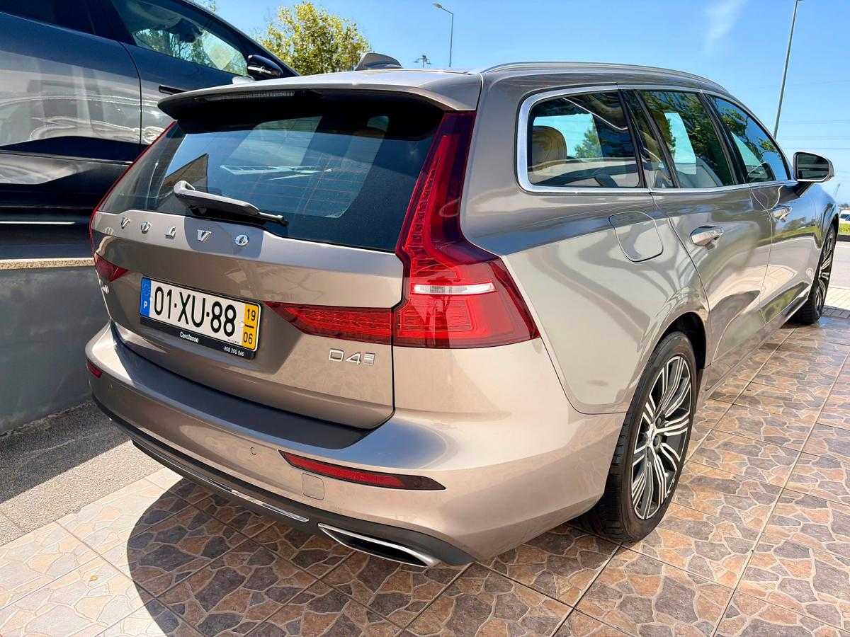 volvo-v60-2019-diesel-1969cc