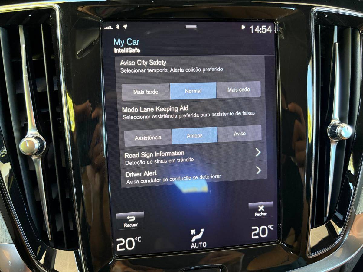 volvo-v60-2019-diesel-1969cc