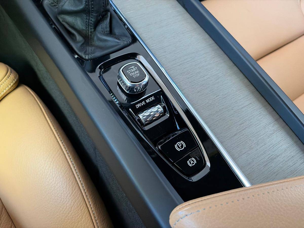 volvo-v60-2019-diesel-1969cc
