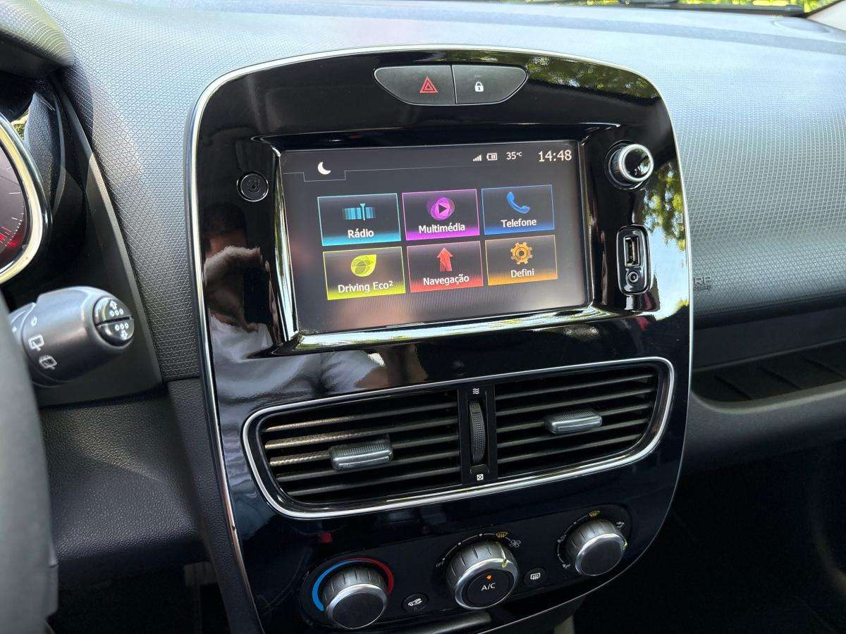 renault-clio-sport-tourer-2017-diesel-1461cc