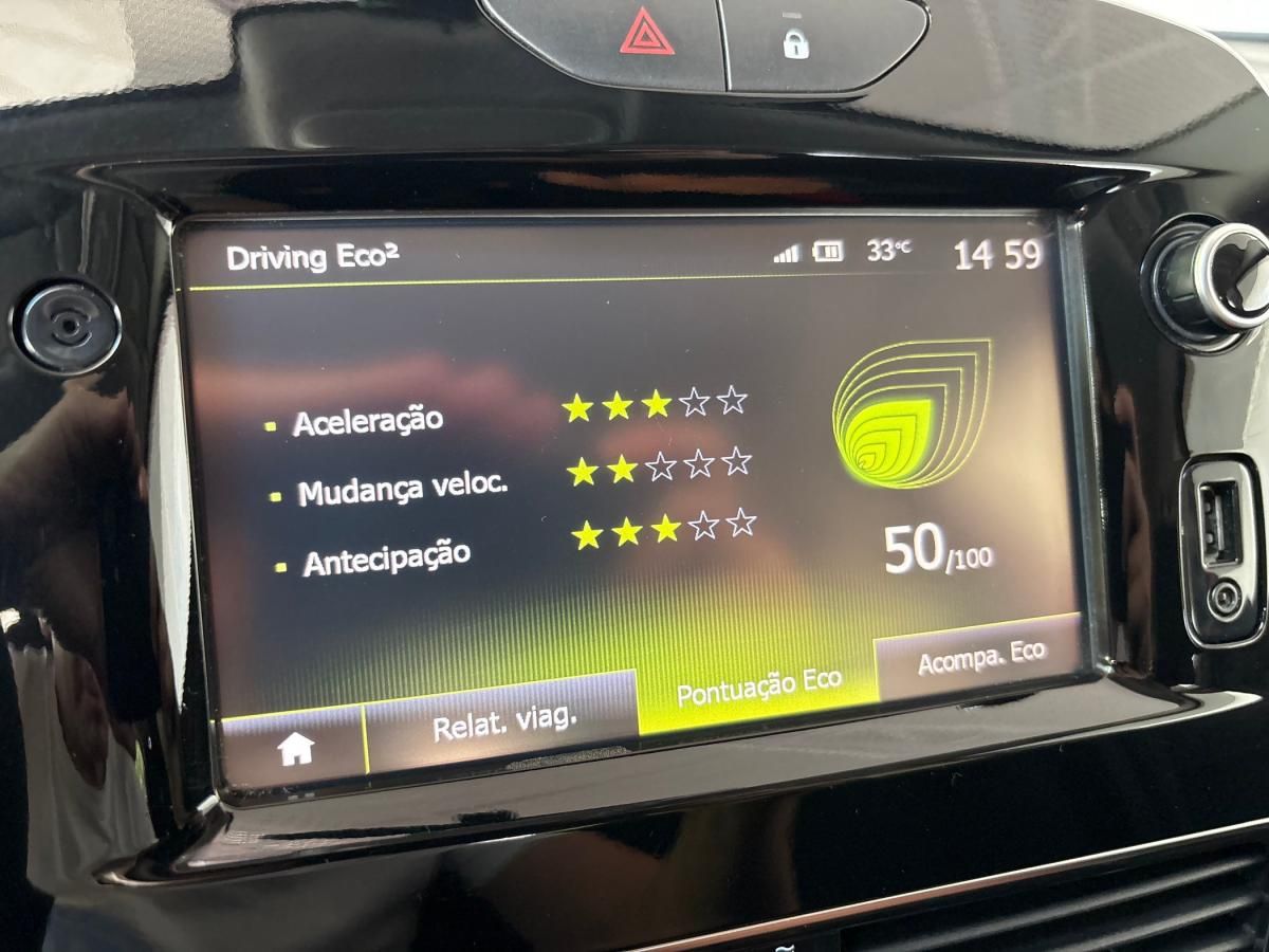 renault-clio-sport-tourer-2017-diesel-1461cc