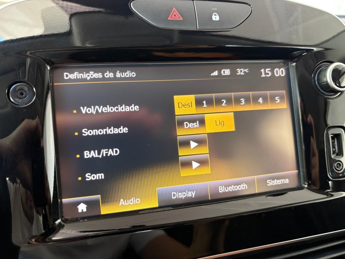 renault-clio-sport-tourer-2017-diesel-1461cc