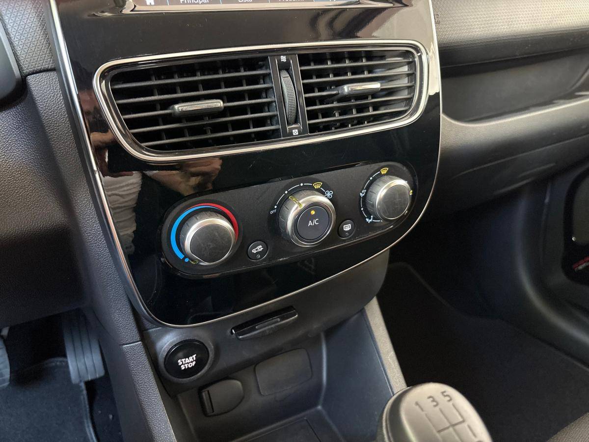 renault-clio-sport-tourer-2017-diesel-1461cc
