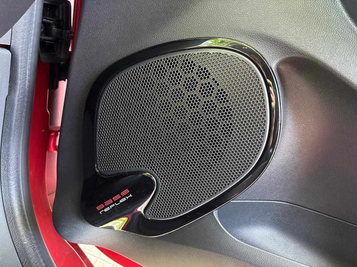 renault-clio-sport-tourer-2017-diesel-1461cc