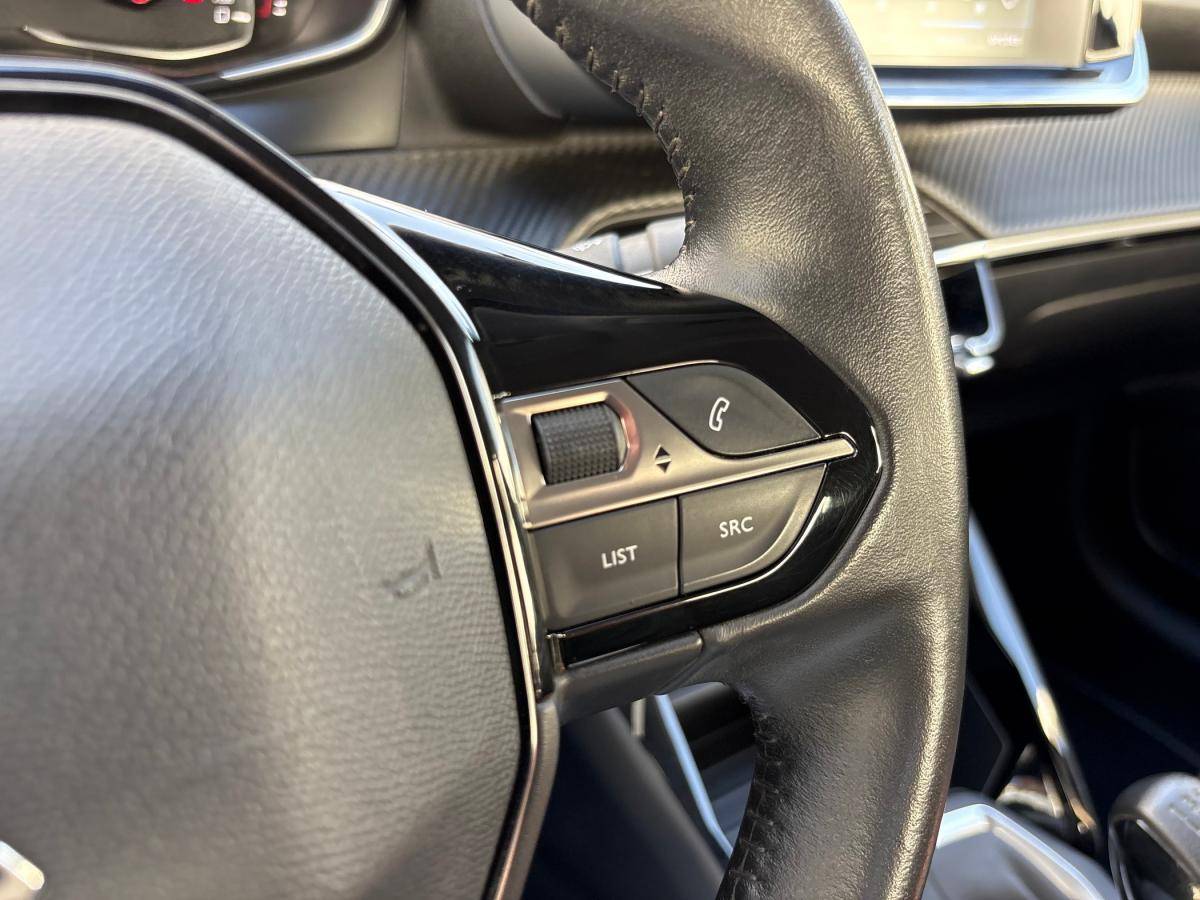 peugeot-208-2021-gasolina-1199cc