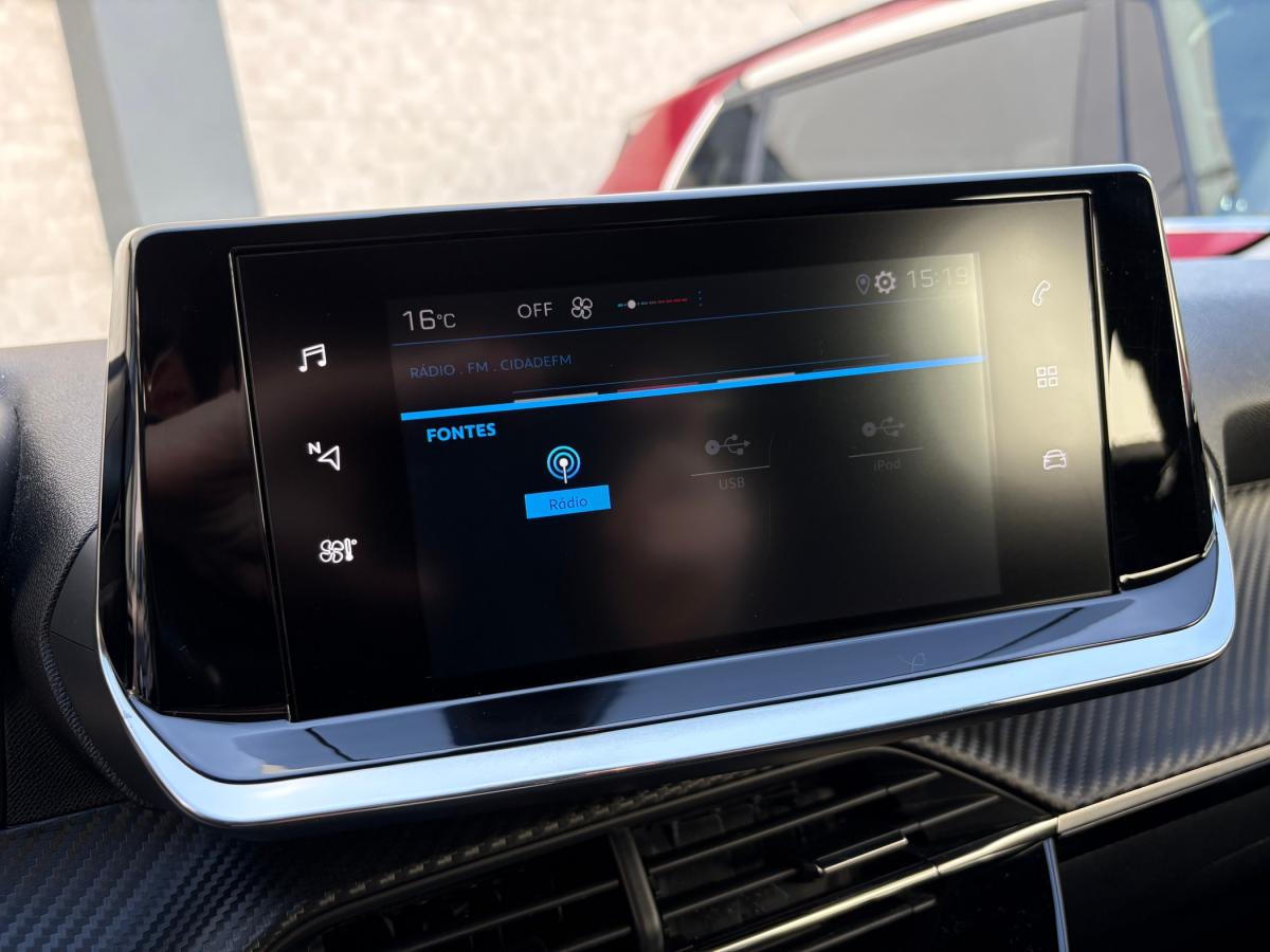 peugeot-208-2021-gasolina-1199cc