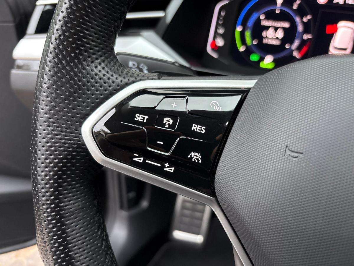 volkswagen-arteon-2021-hibrido-a-gasolina-1395cc