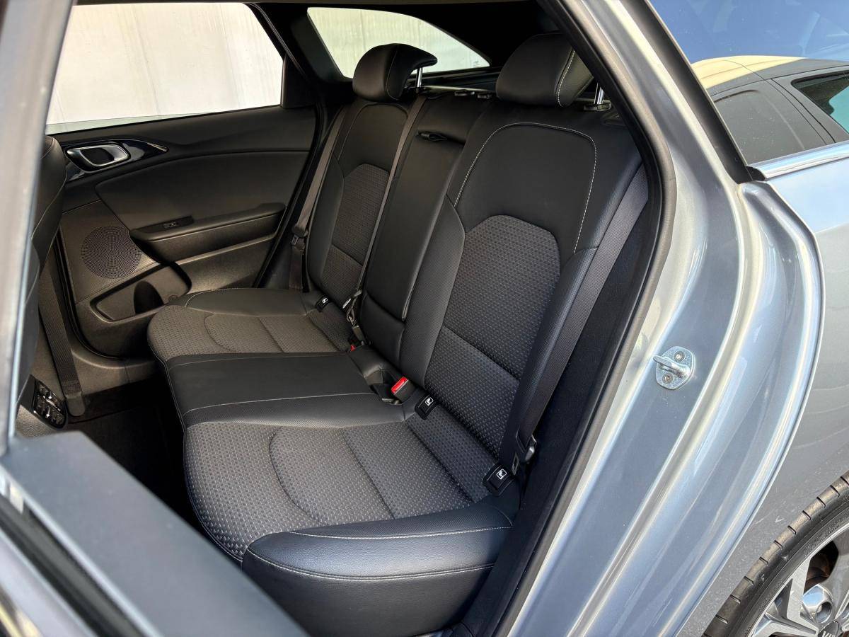 kia-ceed-sw-2019-diesel-1598cc