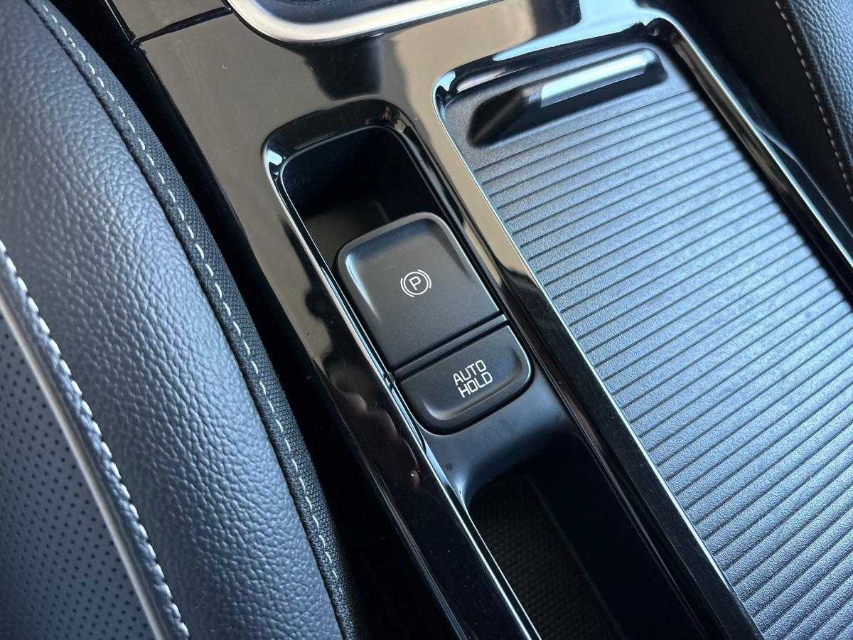 kia-ceed-sw-2019-diesel-1598cc