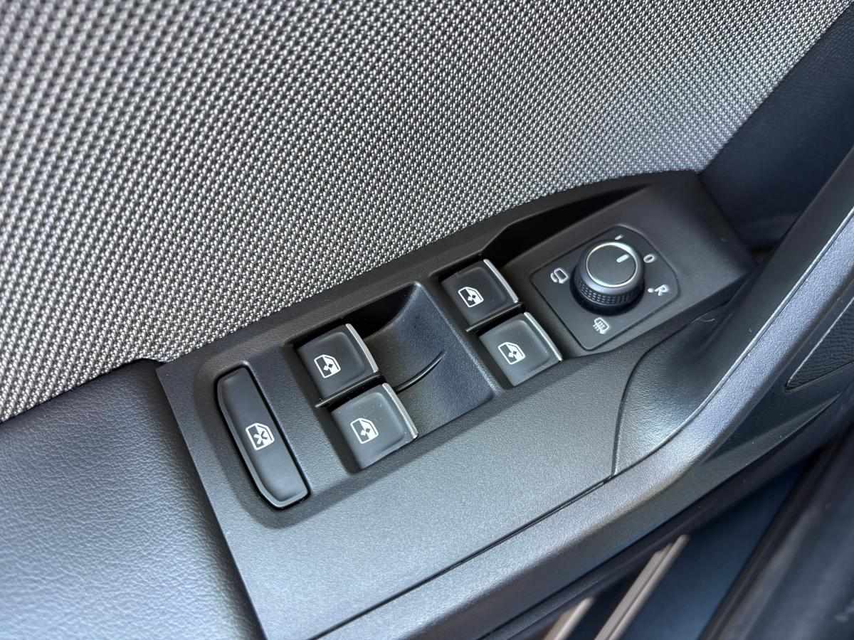 seat-leon-2021-gasolina-999cc