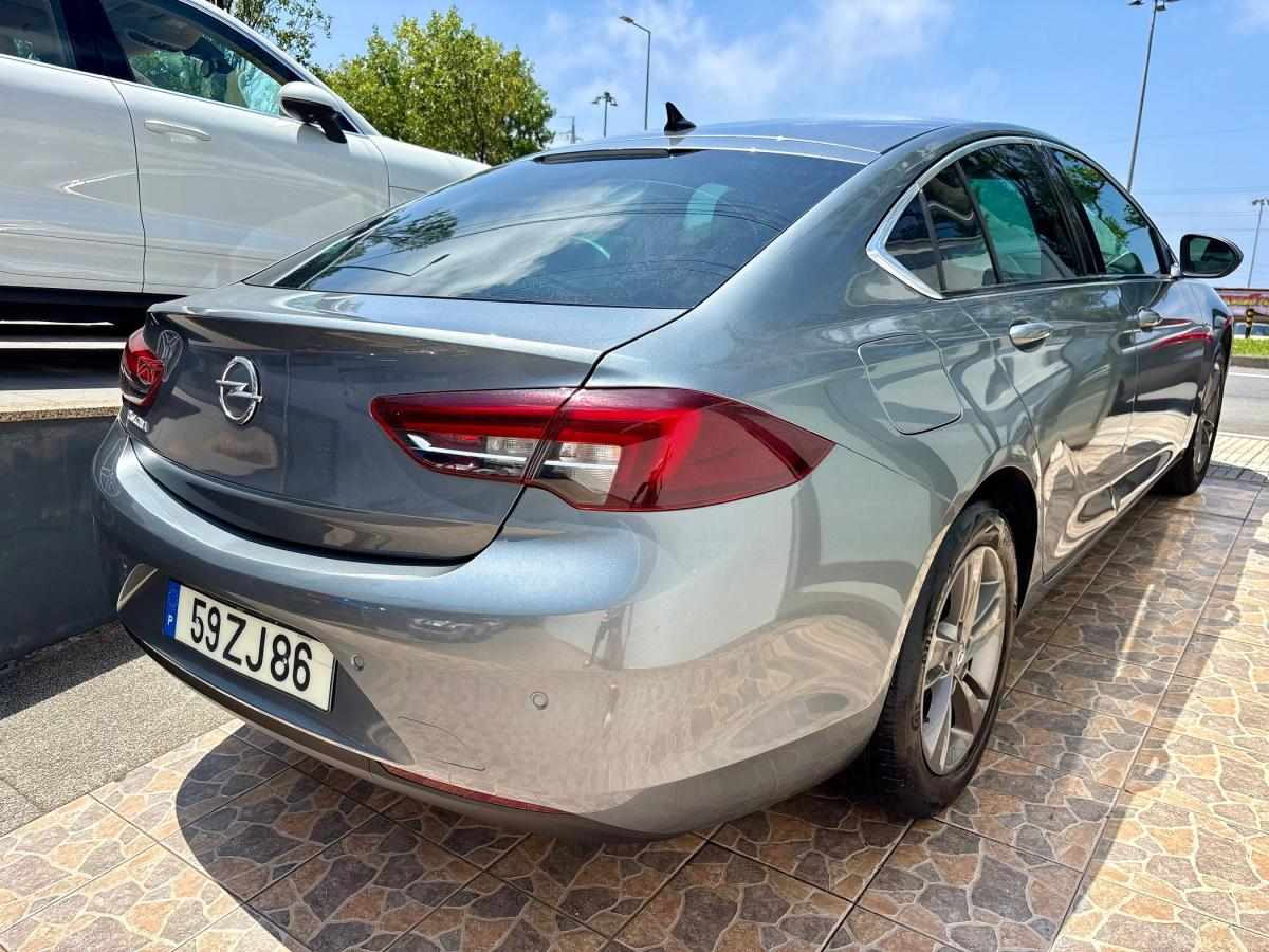 opel-insignia-2019-diesel-1598cc