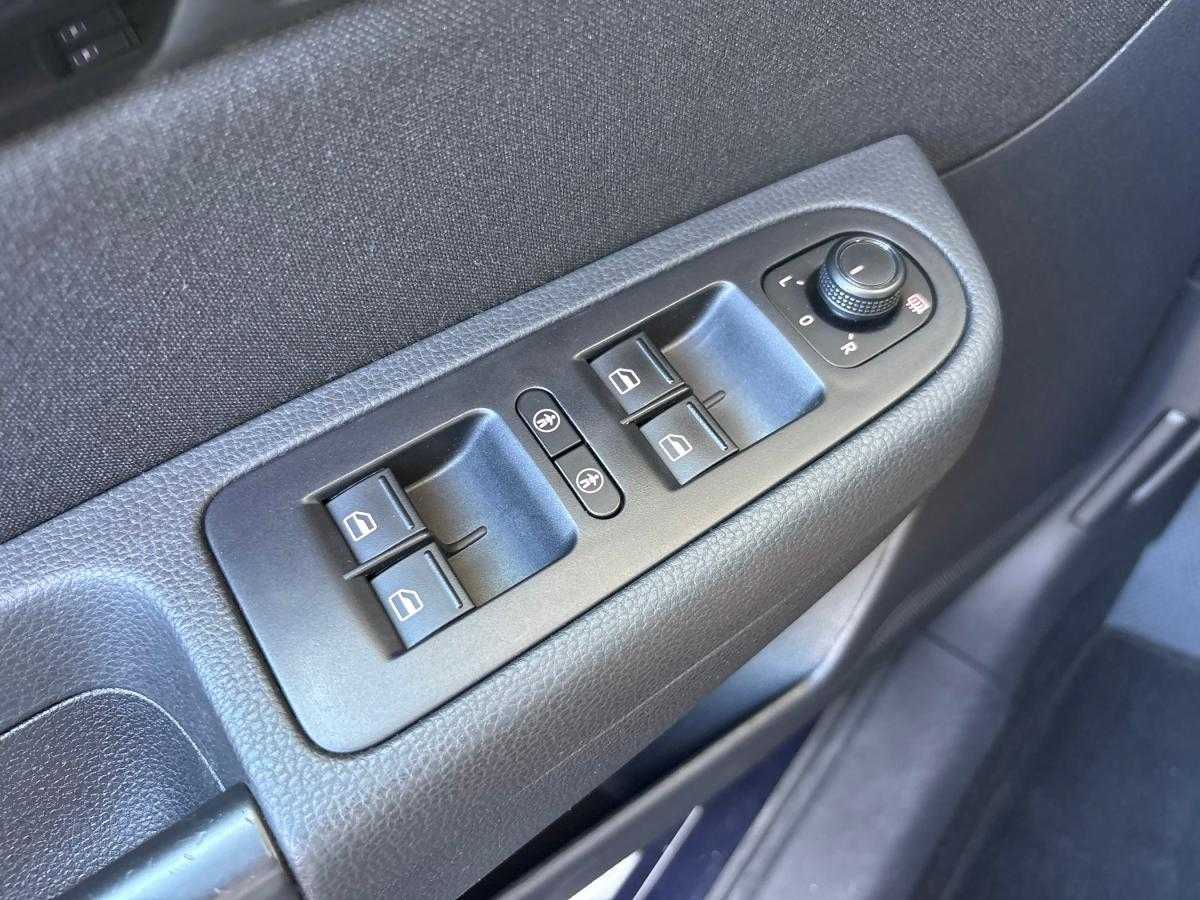seat-alhambra-2016-diesel-1968cc
