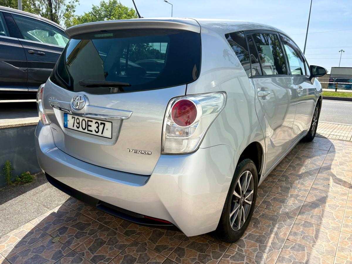 toyota-verso-2013-diesel-1998cc