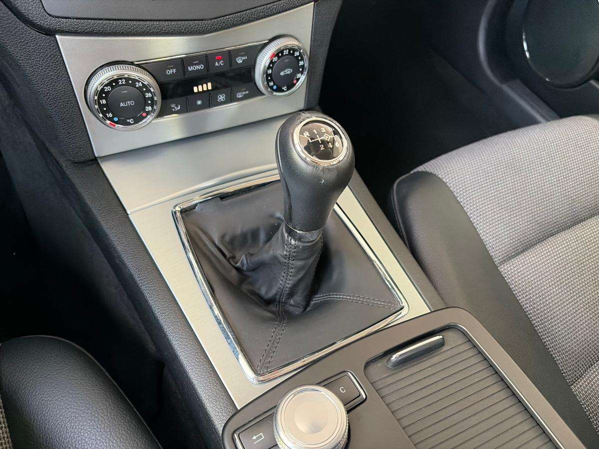 mercedes-benz-classe-c-2010-diesel-2143cc