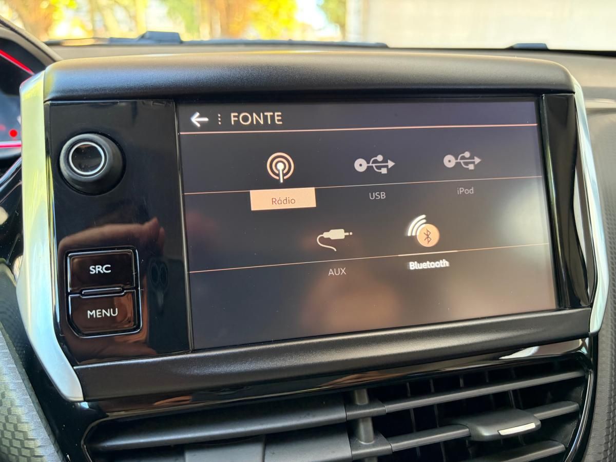peugeot-2008-2018-gasolina-1199cc