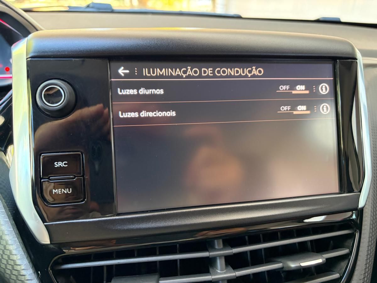 peugeot-2008-2018-gasolina-1199cc