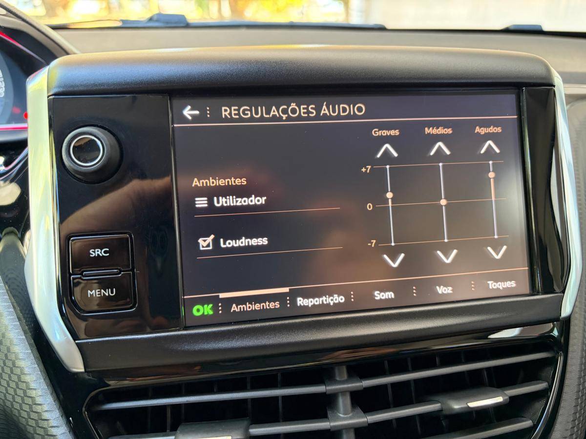 peugeot-2008-2018-gasolina-1199cc