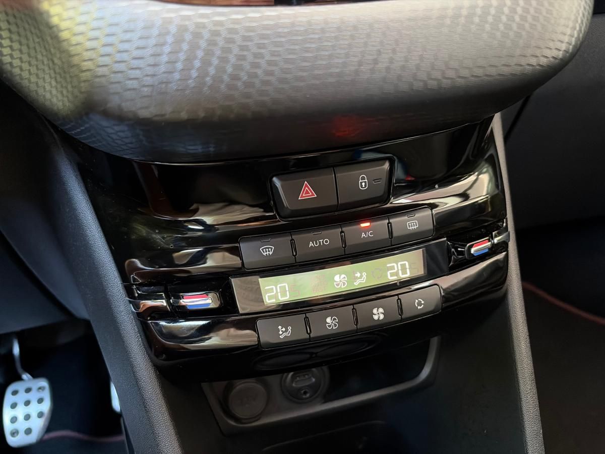 peugeot-2008-2018-gasolina-1199cc
