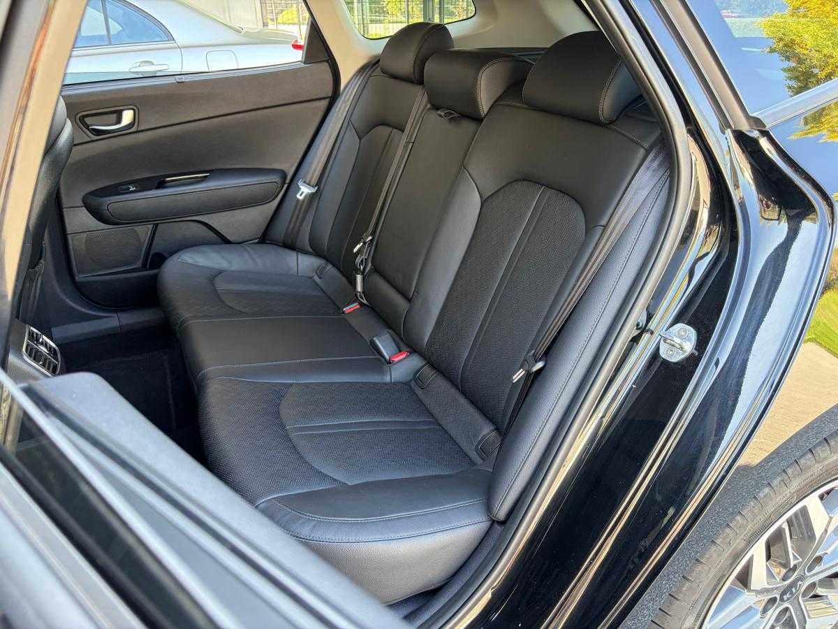 kia-optima-2021-hibrido-a-gasolina-1999cc