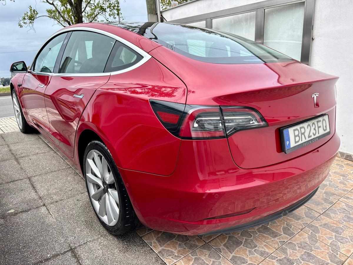 tesla-model-3-2019-eletrico-500cc