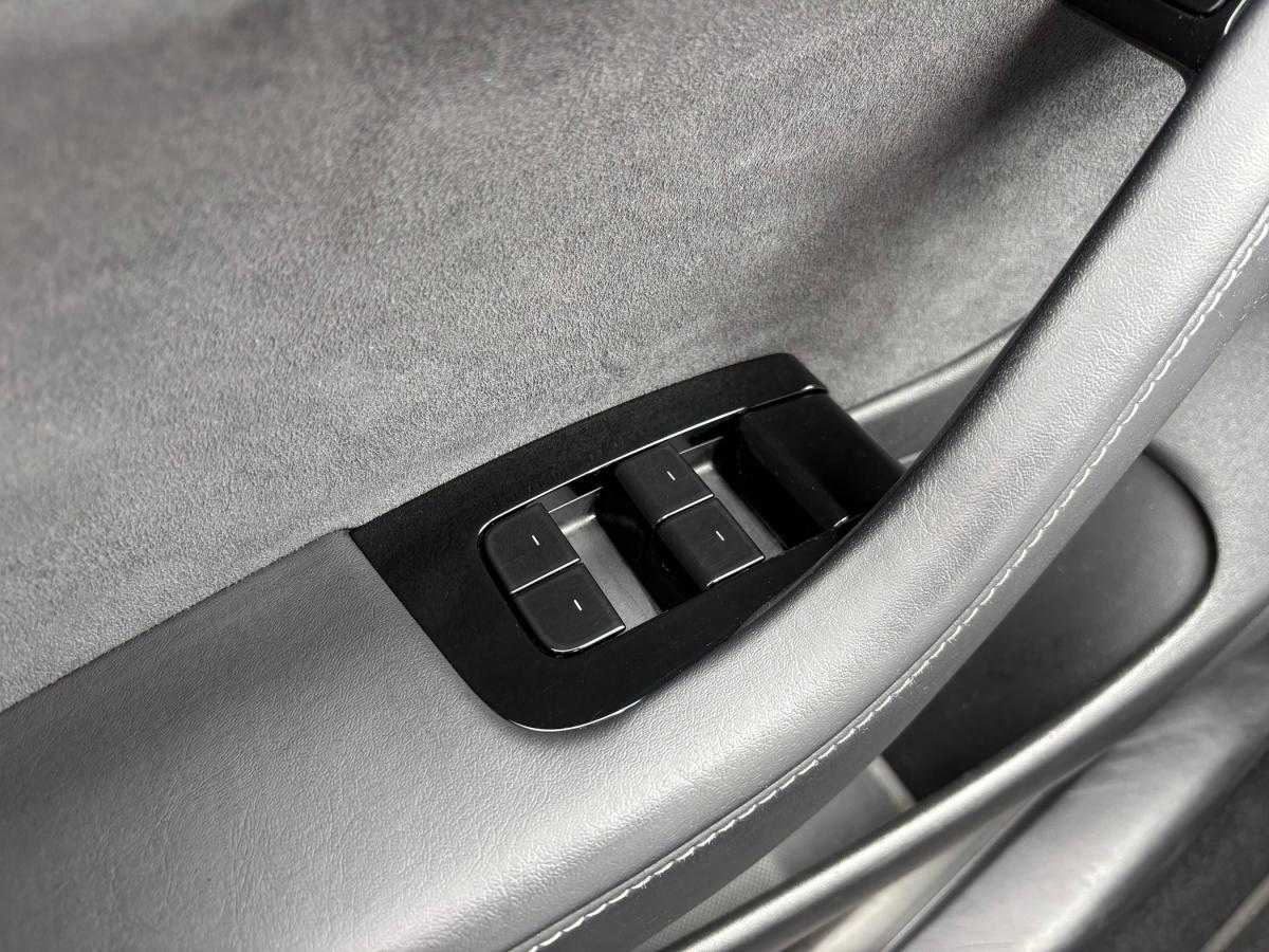 tesla-model-3-2019-eletrico-500cc