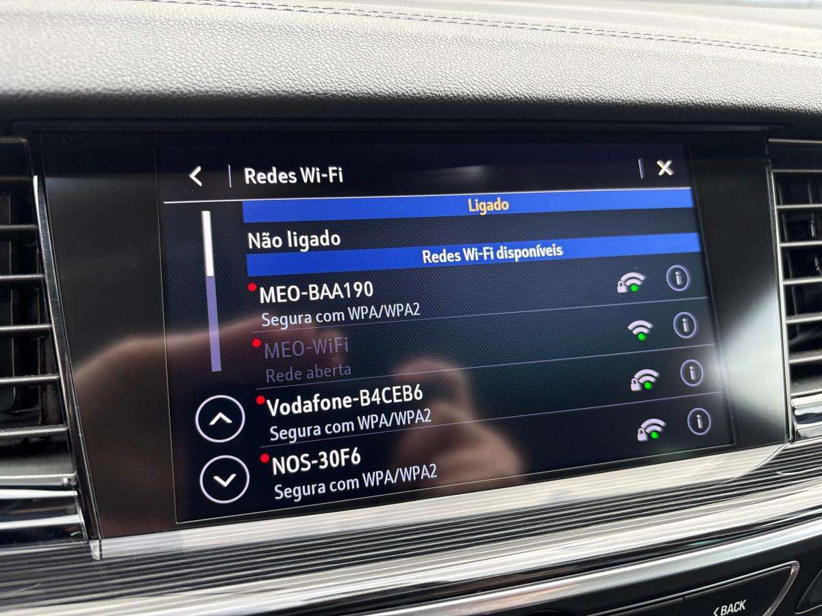 opel-insignia-sports-tourer-2019-diesel-1598cc