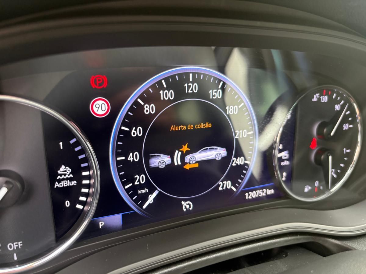 opel-insignia-sports-tourer-2019-diesel-1598cc