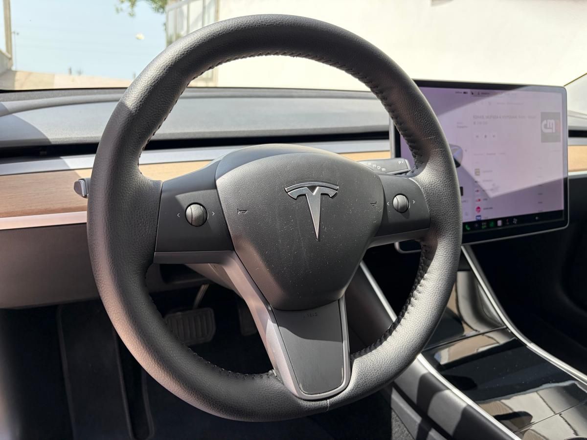 tesla-model-3-2020-eletrico-500cc