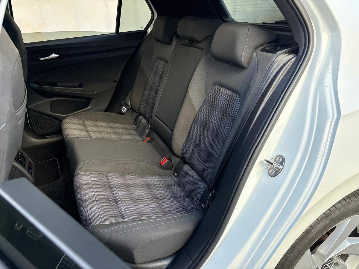 volkswagen-golf-2021-hibrido-a-gasolina-1395cc