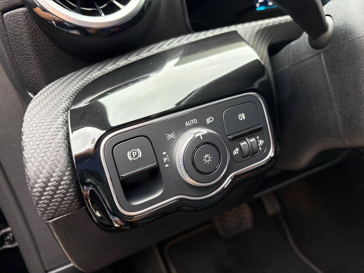mercedes-benz-classe-a-2022-gasolina-1332cc