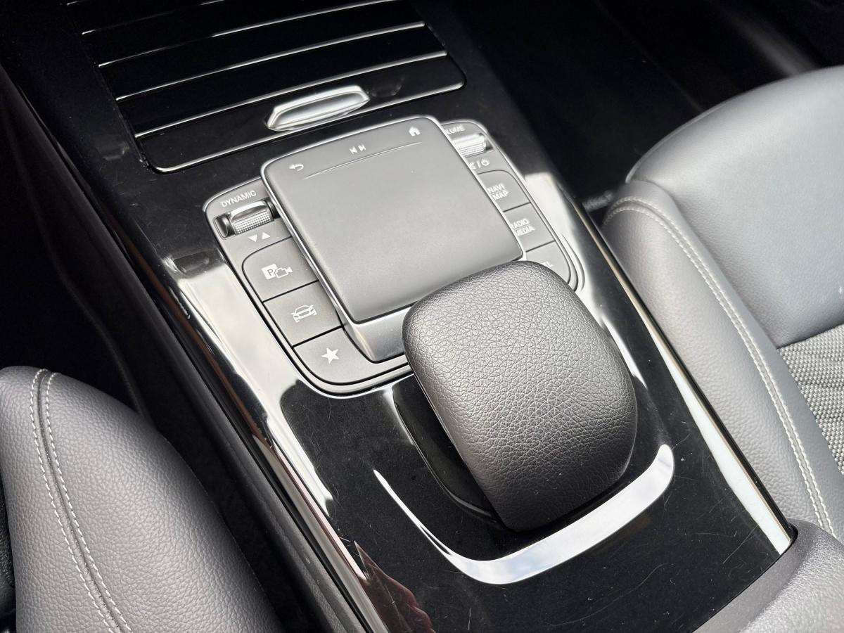 mercedes-benz-classe-a-2022-gasolina-1332cc