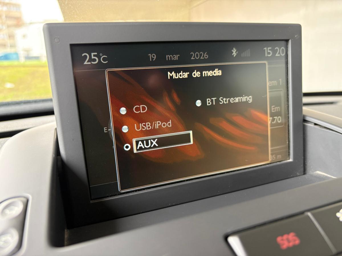 peugeot-3008-2015-diesel-1560cc