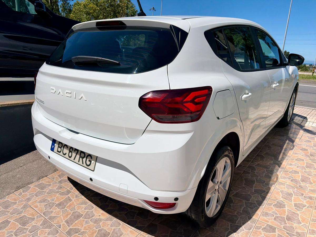 dacia-sandero-2023-gpl-999cc