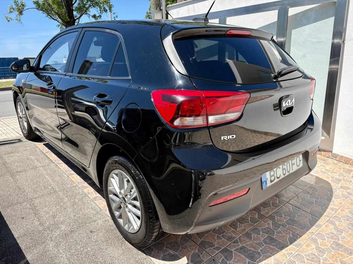 kia-rio-2023-gasolina-1197cc