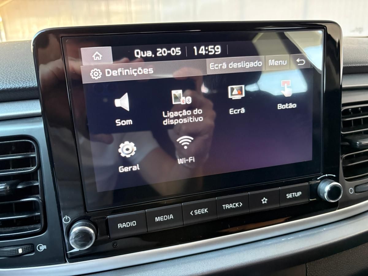 kia-rio-2023-gasolina-1197cc