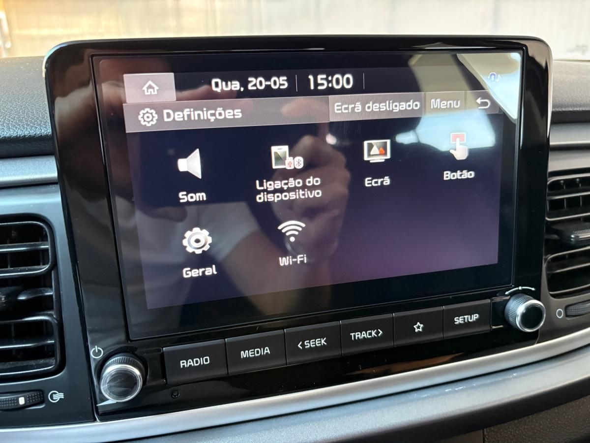 kia-rio-2023-gasolina-1197cc
