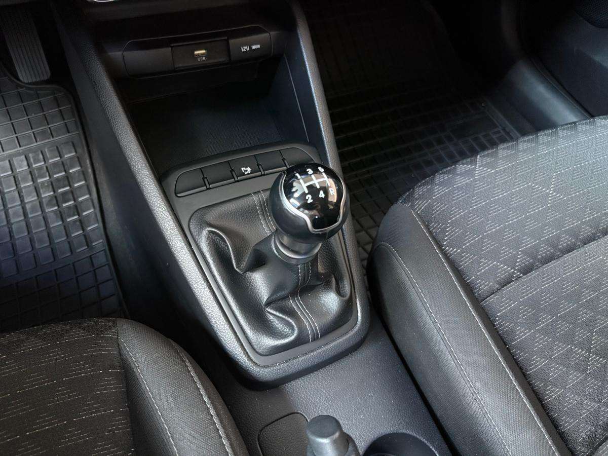kia-rio-2023-gasolina-1197cc